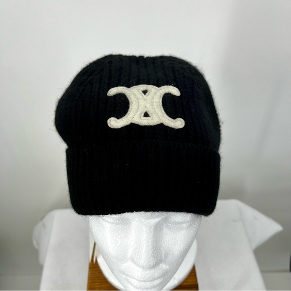 Celine Triomphe Seamless cashmere beanie - Picture 6 of 7